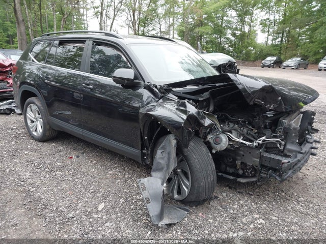 Salvage Volkswagen Atlas Image
