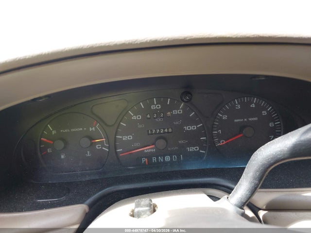 Ford Taurus Ses