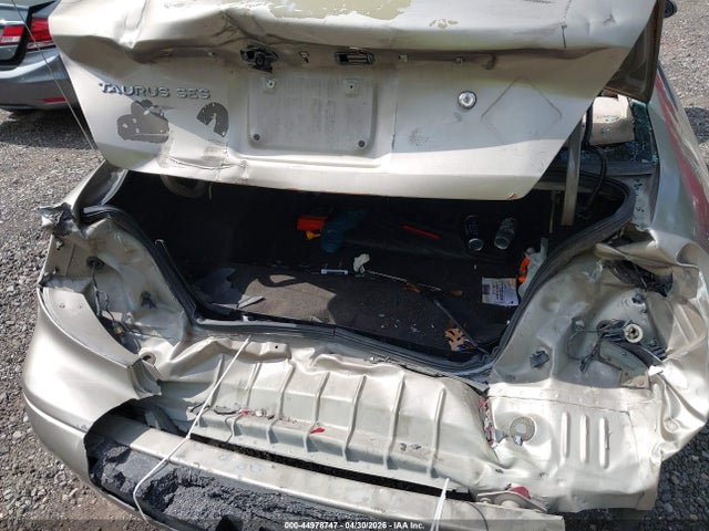Ford Taurus Ses
