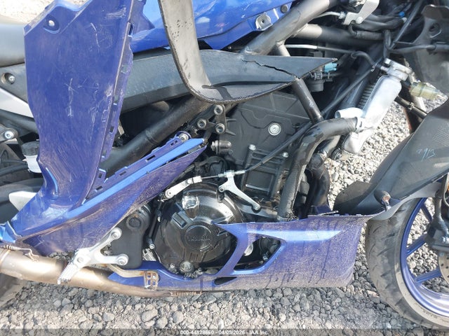 Yamaha Yzfr3 A