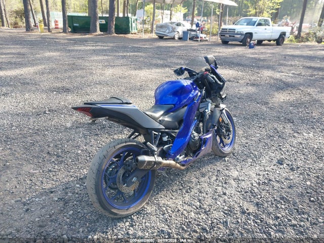 Yamaha Yzfr3 A
