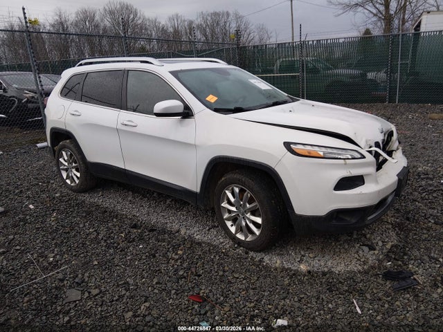 Salvage Jeep Cherokee Image