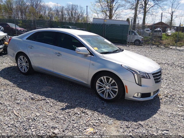 Salvage Cadillac XTS Image