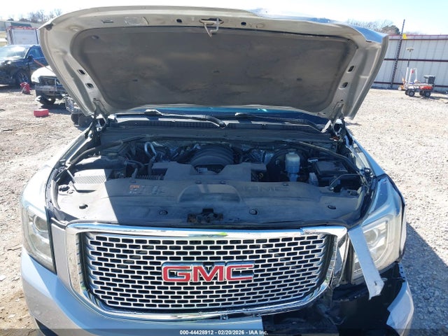 GMC Yukon Denali