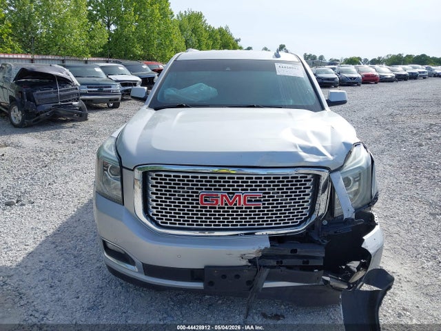 GMC Yukon Denali