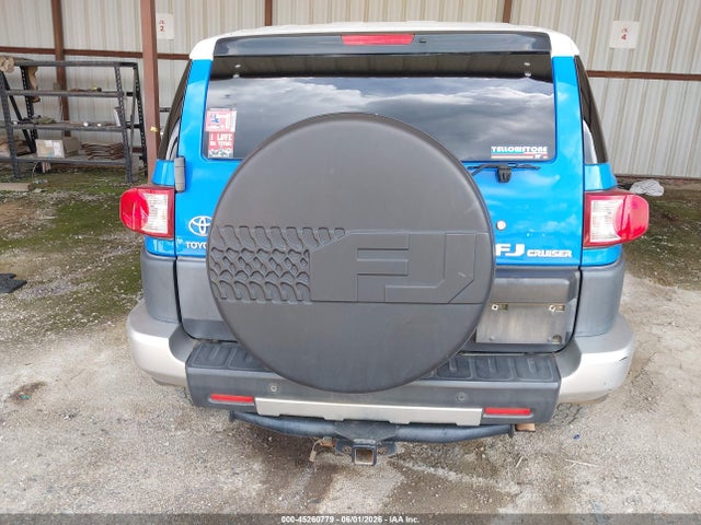 Toyota FJ Cruiser