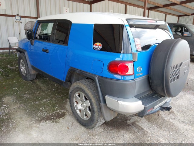 Toyota FJ Cruiser