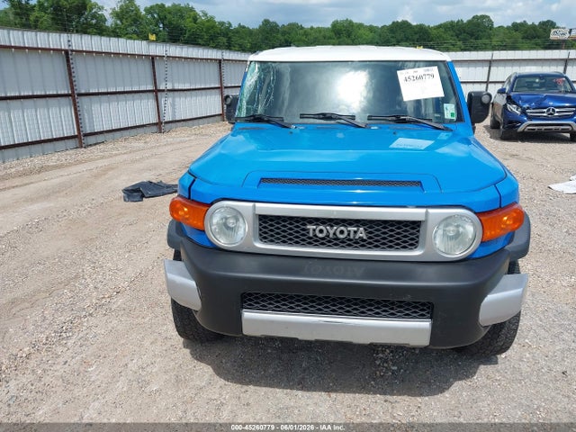 Toyota FJ Cruiser