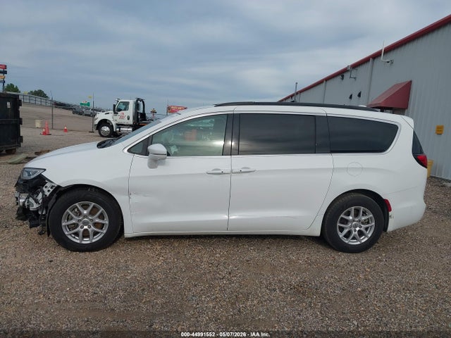 Chrysler Pacifica Touring L