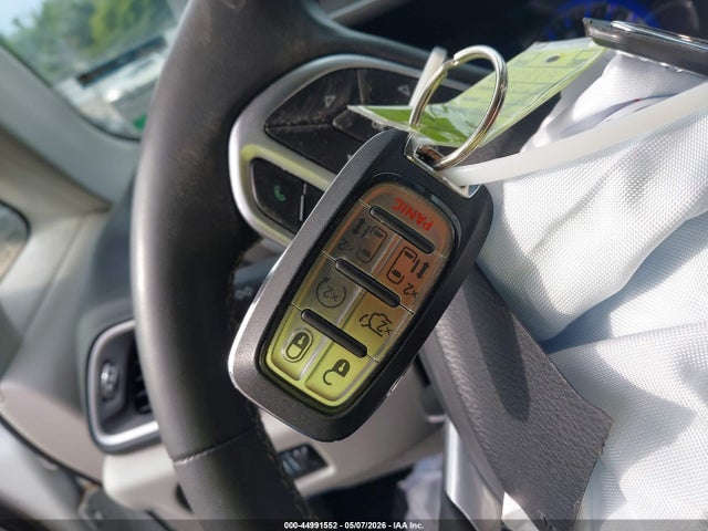 Chrysler Pacifica Touring L