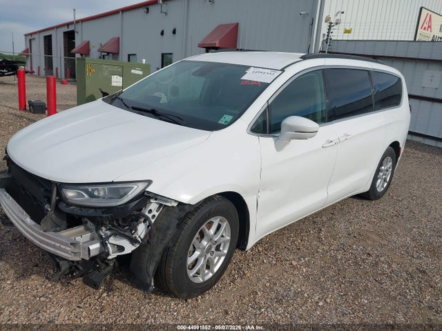 Chrysler Pacifica Touring L