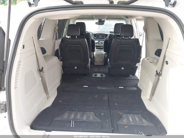 Chrysler Pacifica Touring L