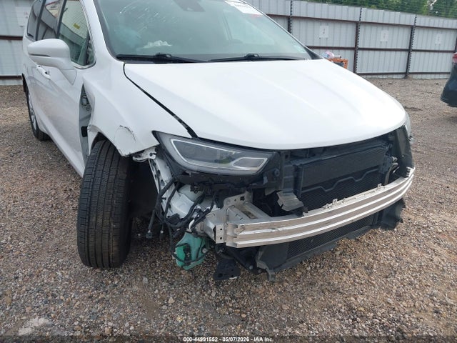 Chrysler Pacifica Touring L