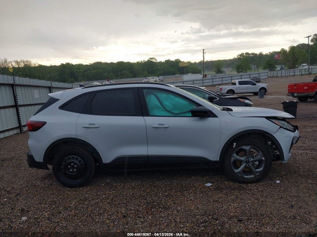 Ford Escape St-line