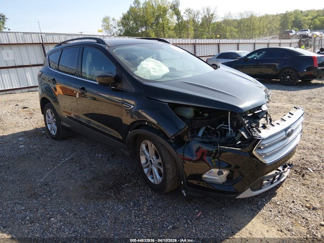 Salvage Ford Escape Image