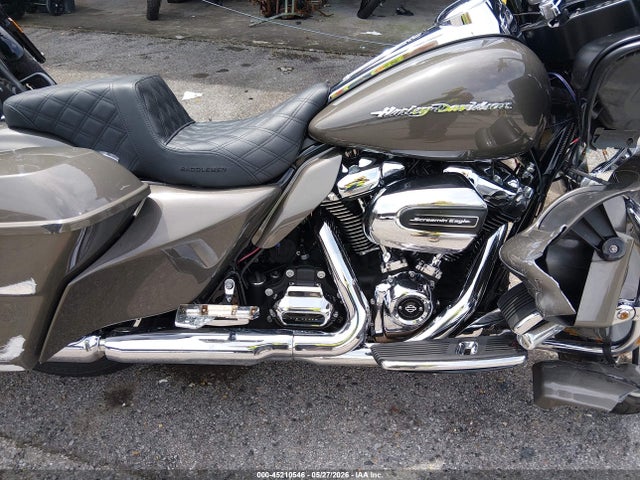 Harley-Davidson Fltrx