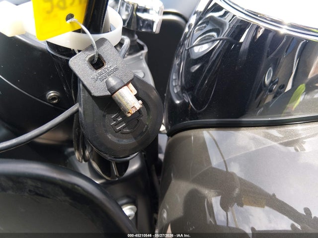 Harley-Davidson Fltrx