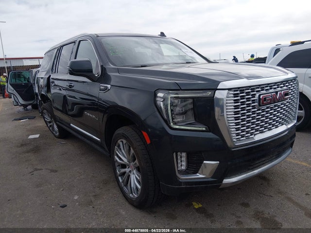 Salvage GMC Yukon Image