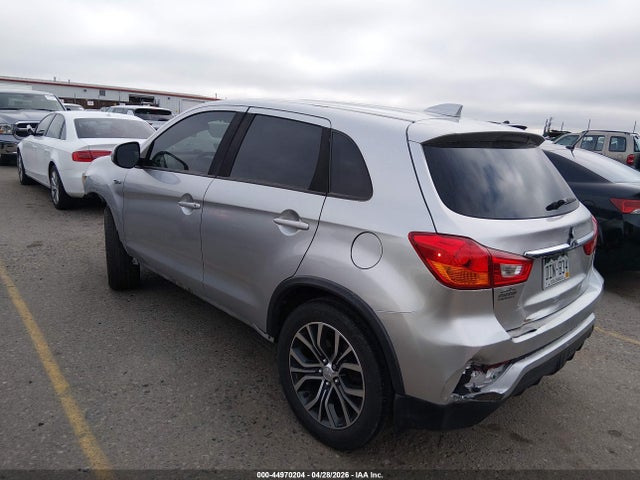 Mitsubishi Outlander 2.0 Es