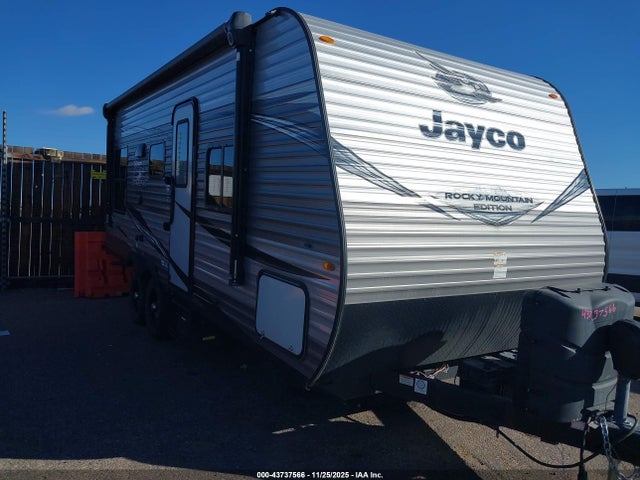Salvage Jayco Camper Image