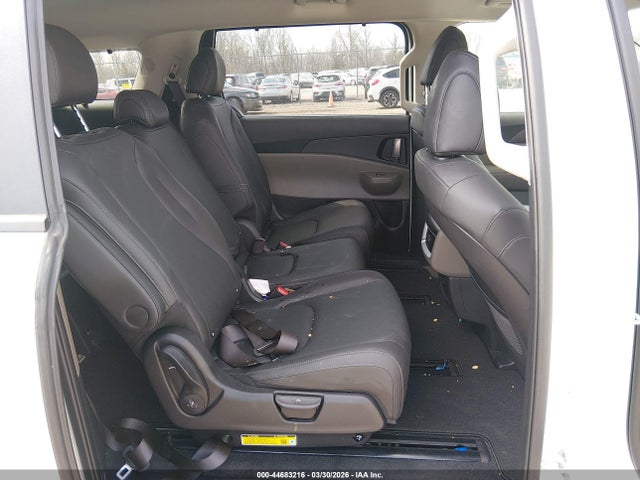 Kia Carnival Ex
