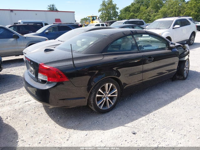 Volvo C70 T5