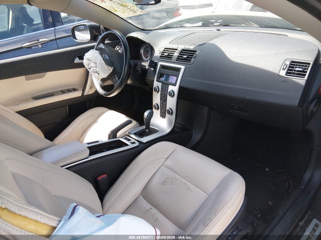 Volvo C70 T5