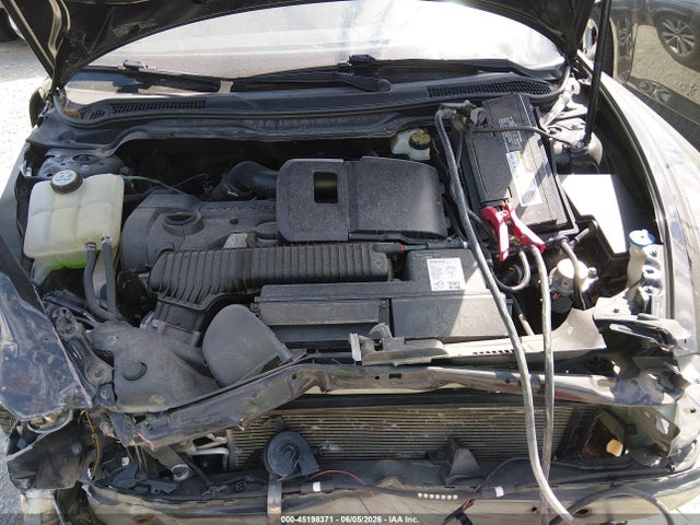 Volvo C70 T5