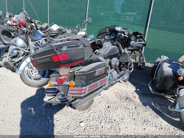 Harley-Davidson Flhtcui