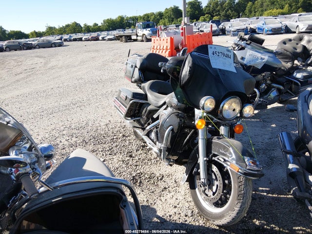 Salvage Harley-Davidson Flhtcui Image