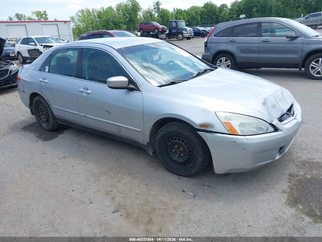 Salvage Honda Accord Image