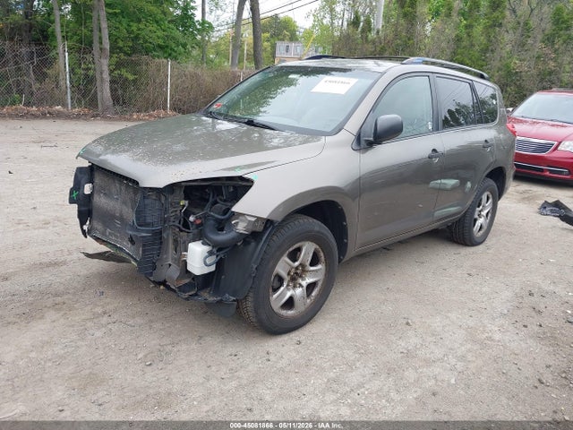 Toyota RAV4 Base V6