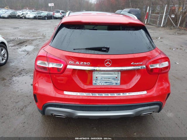 Mercedes-Benz GLA 4matic