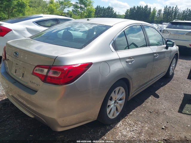 Subaru Legacy 2.5i Premium