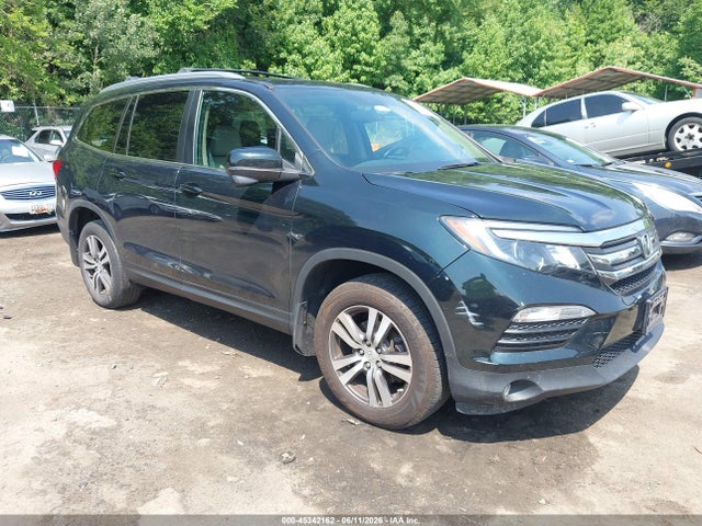 Salvage Honda Pilot Image