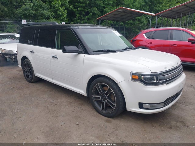 Salvage Ford Flex Image