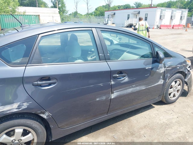 Toyota Prius Three