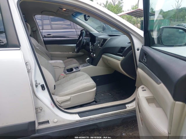 Subaru Outback 2.5i Premium