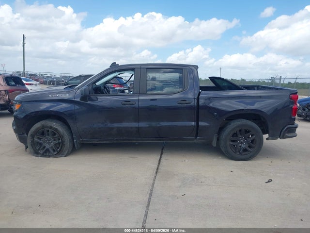 Chevrolet Silverado 1500 2wd  Short Bed Custom