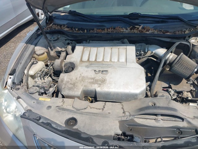 Toyota Camry Xle V6