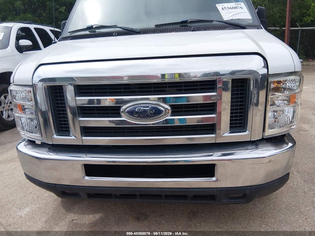 Ford E-250 Commercial