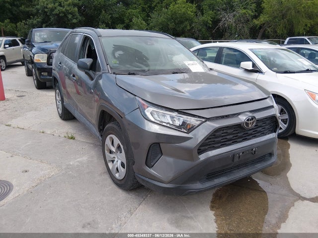 Salvage Toyota RAV4 Image