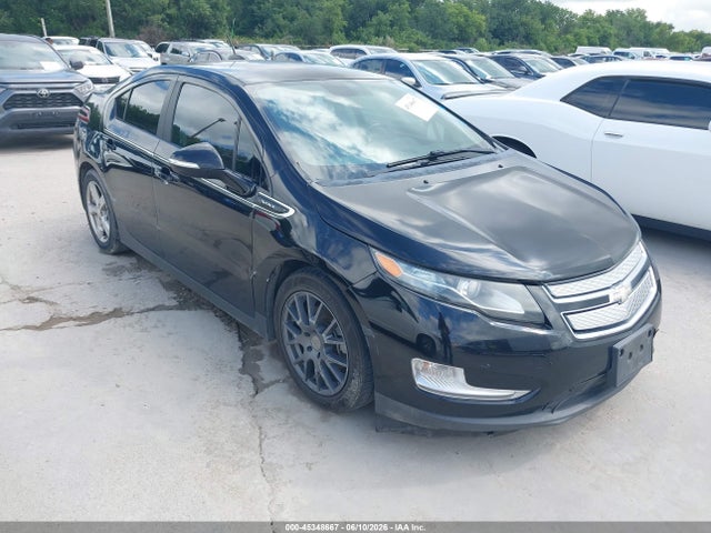 Salvage Chevrolet Volt Image