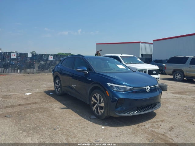 Salvage Volkswagen ID.4 Image