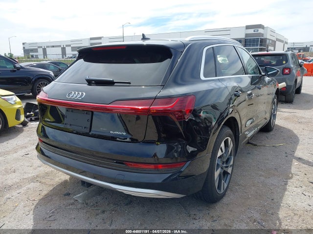 Audi e-tron Premium Quattro