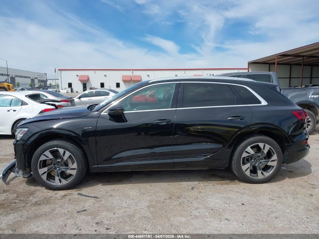 Audi e-tron Premium Quattro