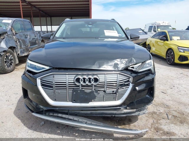 Audi e-tron Premium Quattro