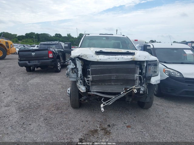 General Motors Sierra 3500hd Chassis