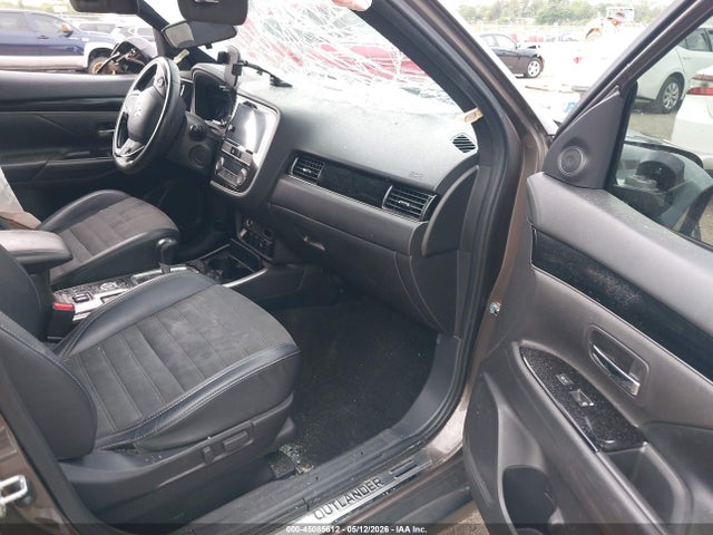 Mitsubishi Outlander Le