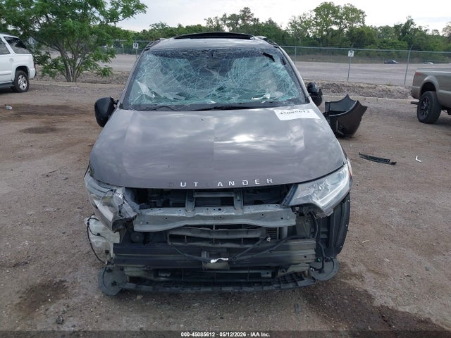 Mitsubishi Outlander Le